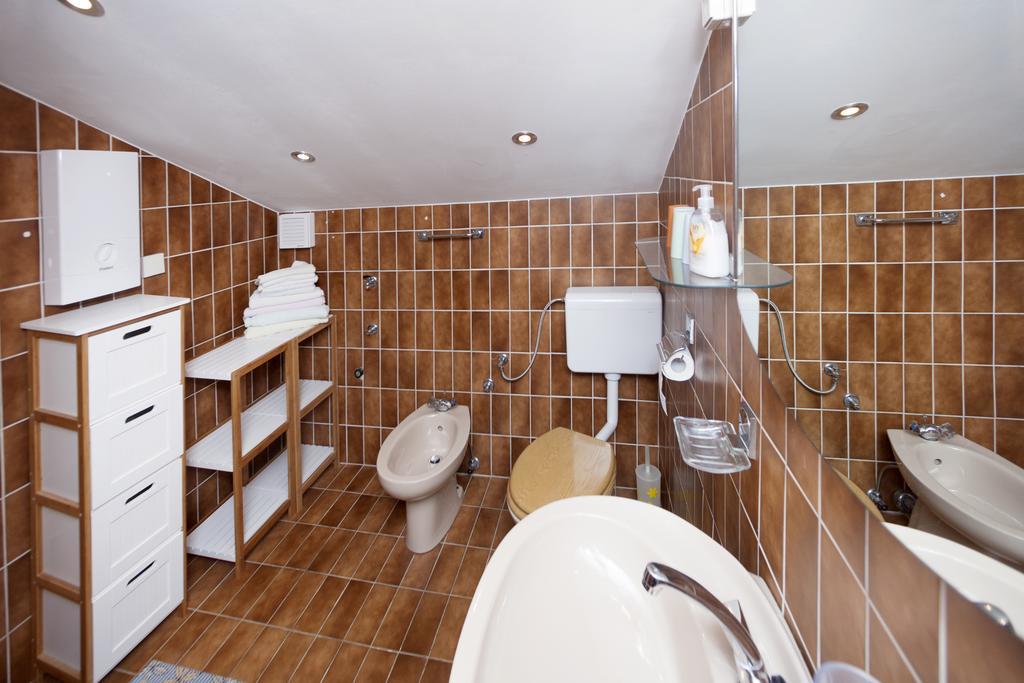 Apartment mit 2 Schlafzimmern und Terrasse